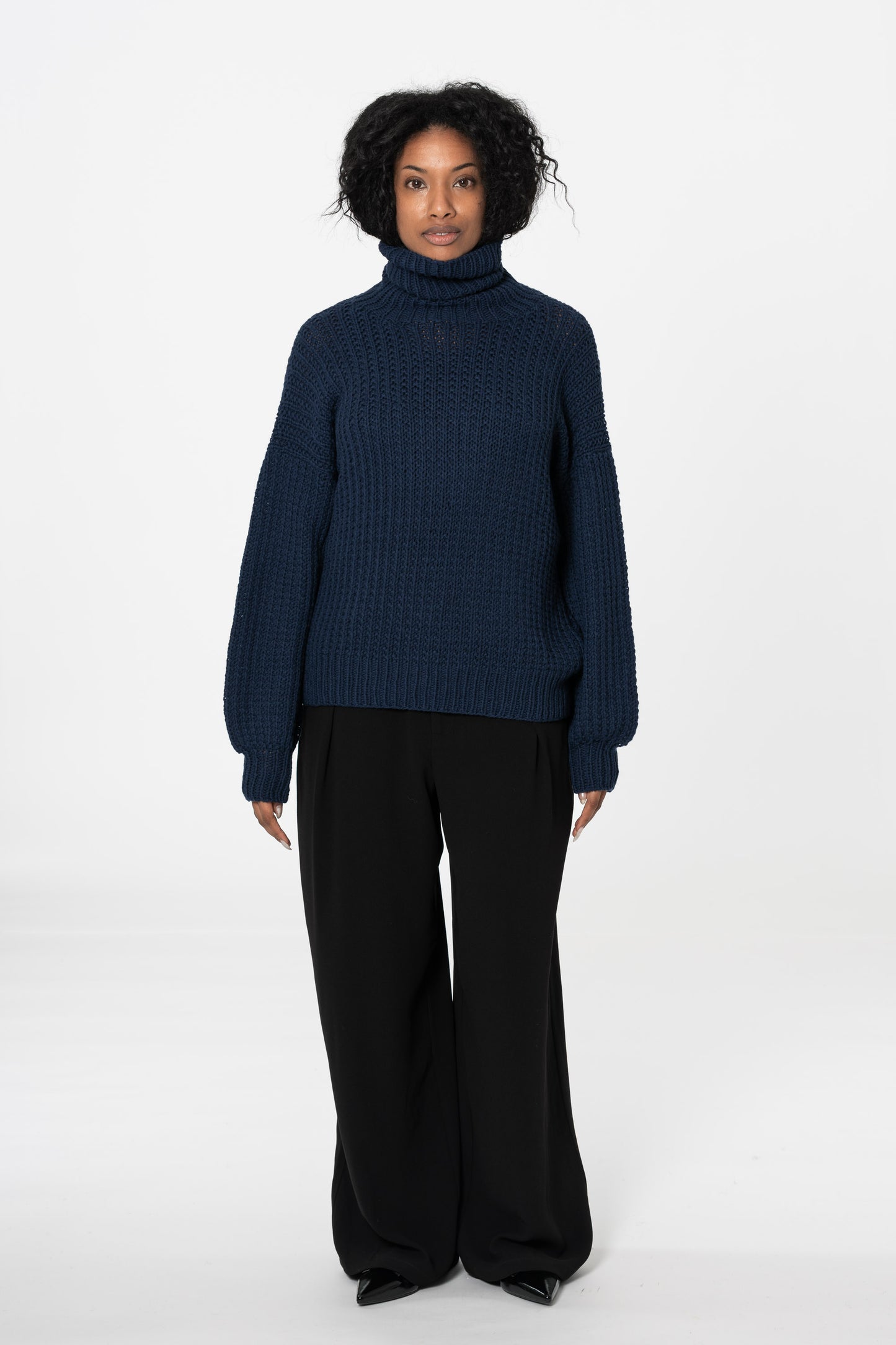 MERINO Handknit Rib Turtleneck - Space Blue