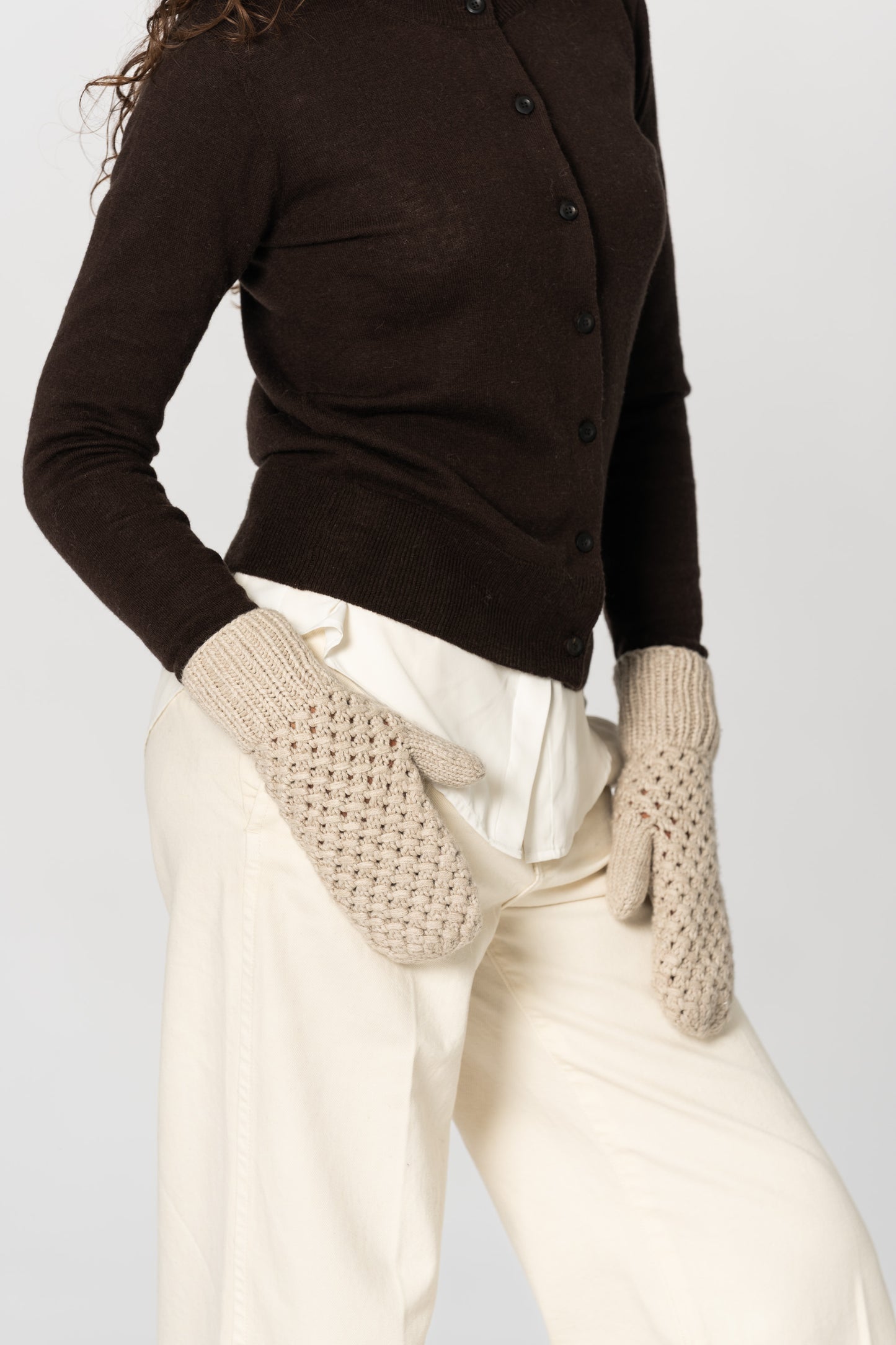 CASHMERE/MERINO Handknit Lace Mittens - Linen White
