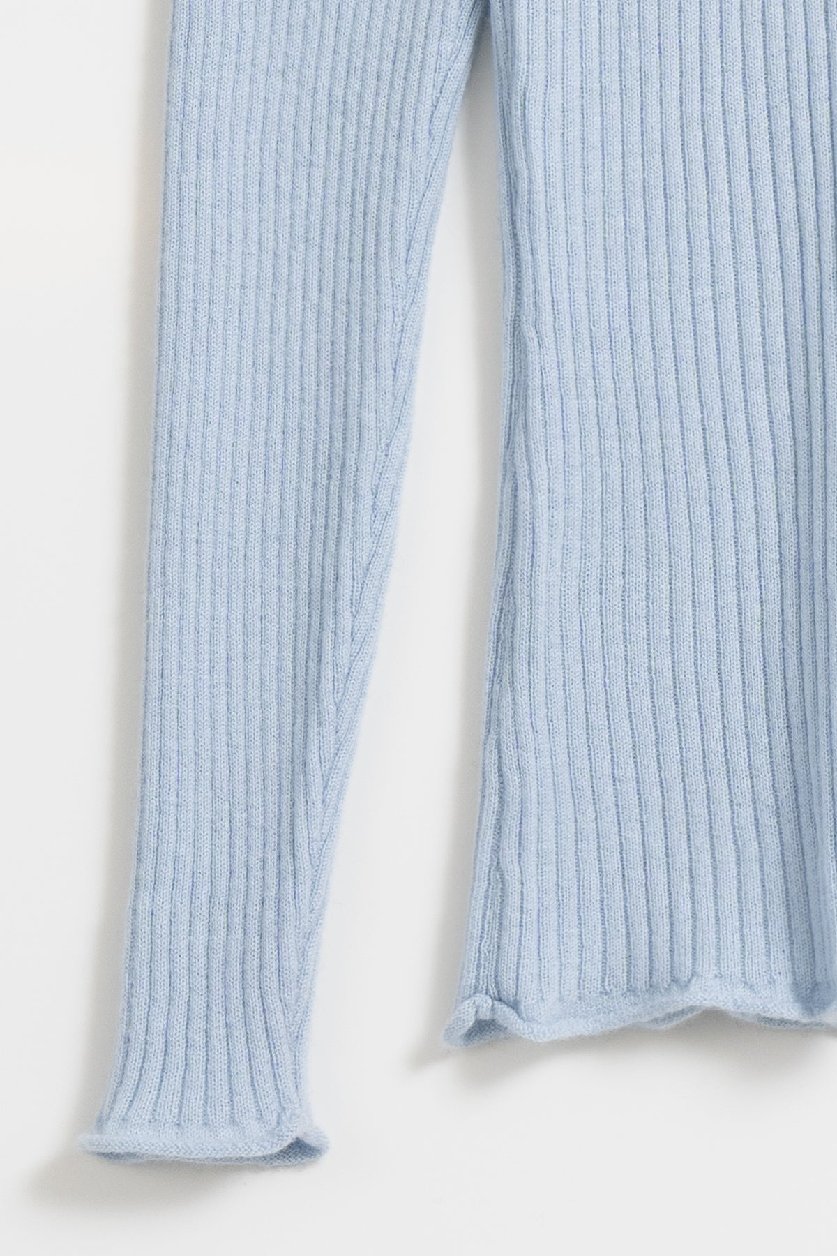 MERINO Fitted Rib Sweater - Mist Blue