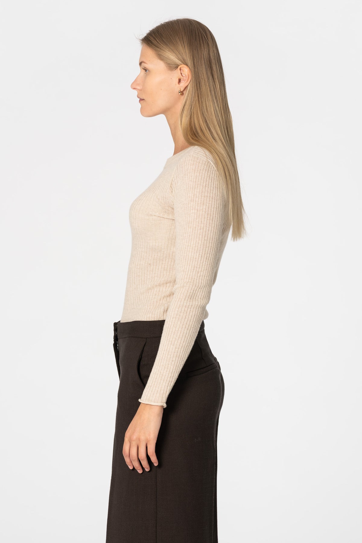 MERINO Fitted Rib Sweater - Almond White