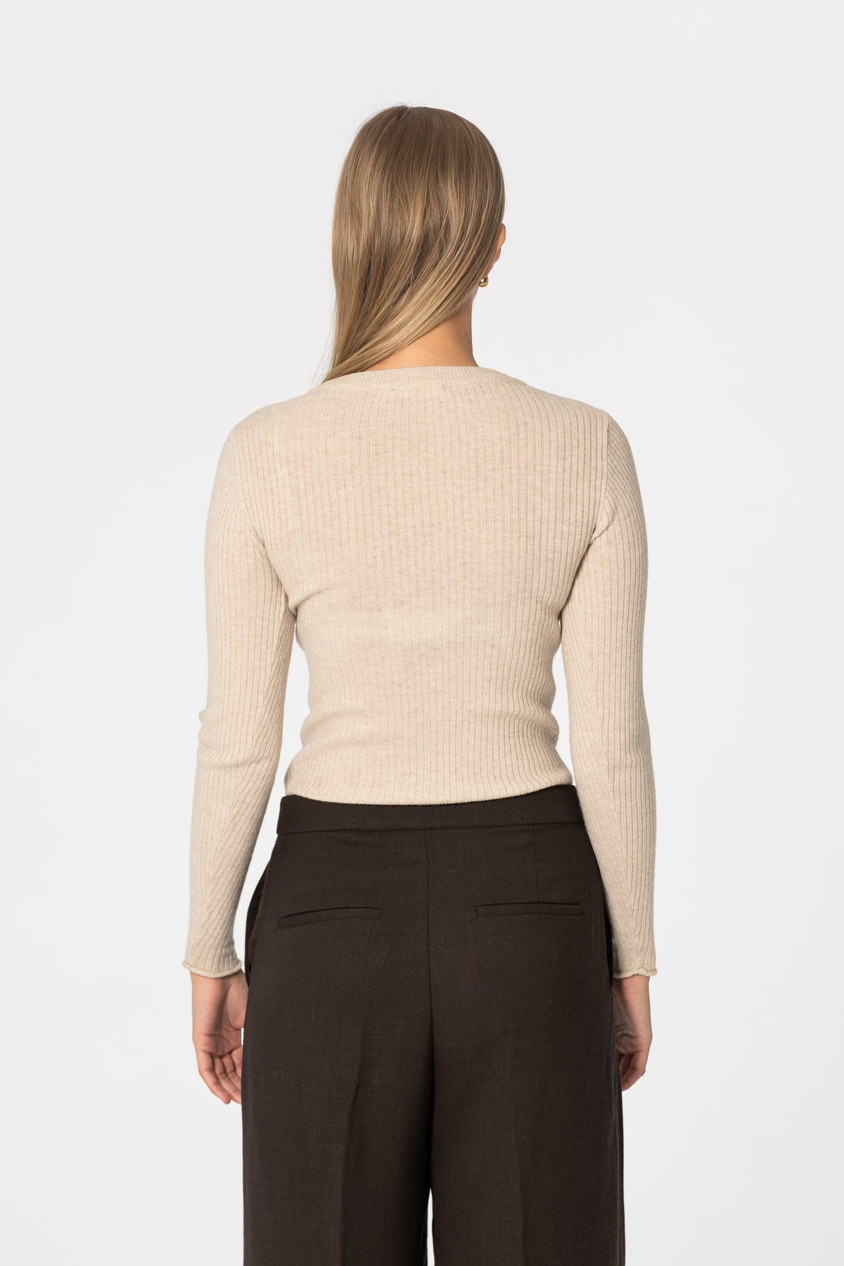 MERINO Fitted Rib Sweater - Almond White