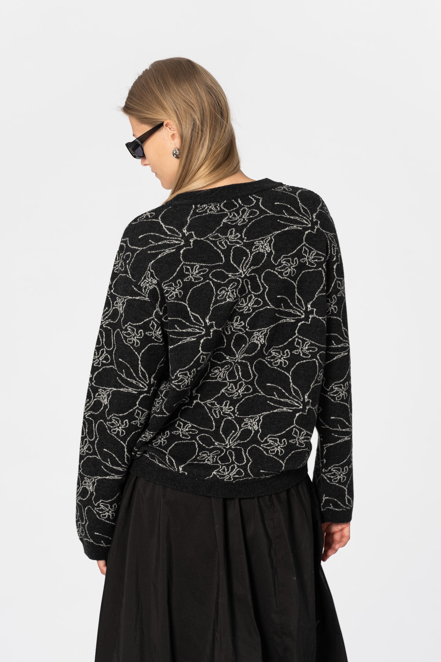 MERINO Floral Sweater - Onyx Grey