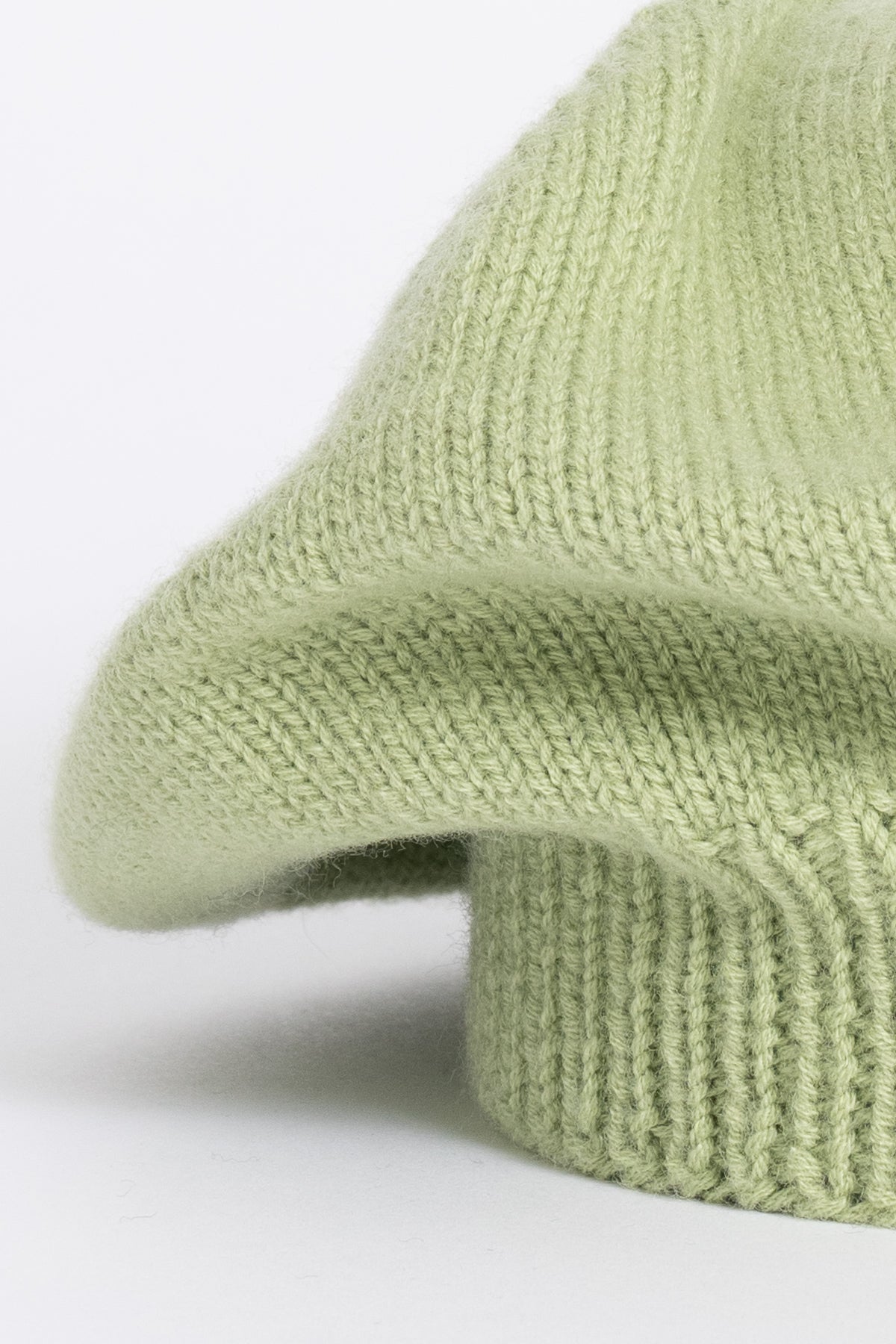 MERINO Handknit Beret - Pistachio Green