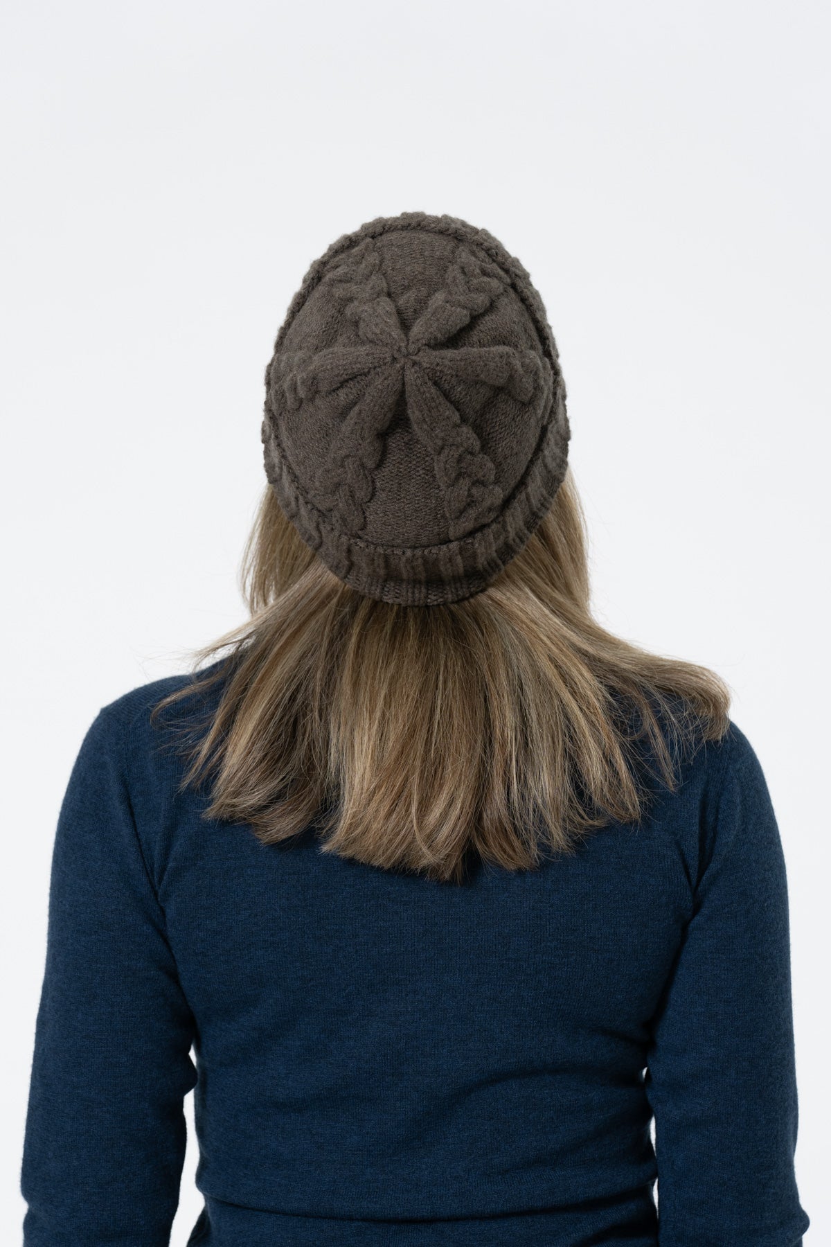 MERINO Handknit Cable Hat - Mulch Brown