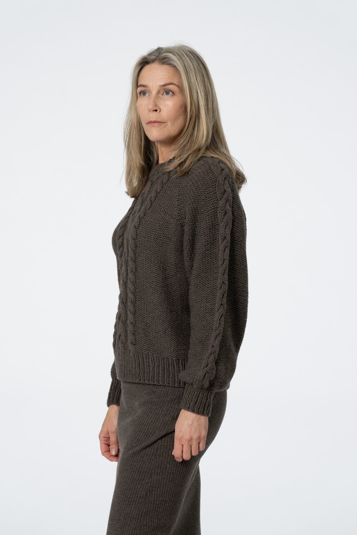 MERINO Handknit Cable Sweater - Mulch Brown