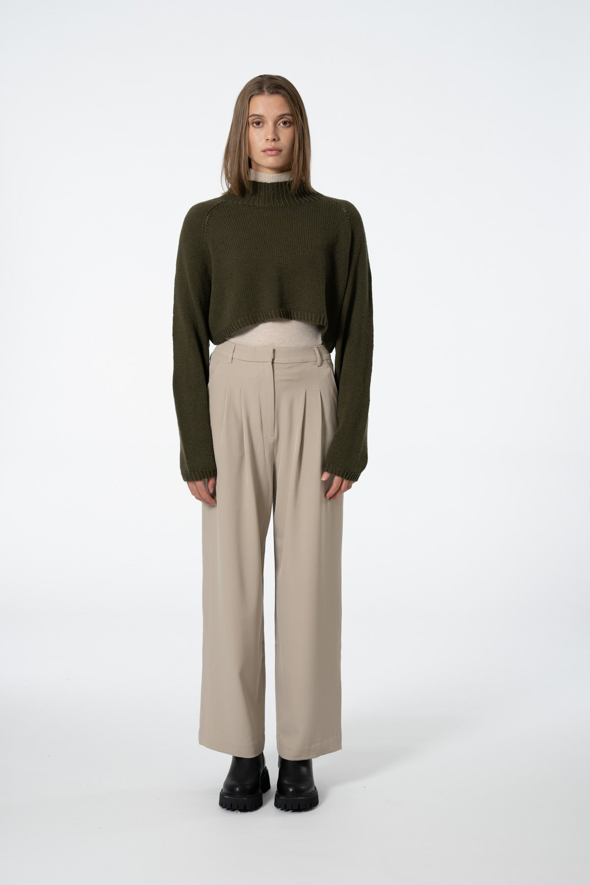 MERINO Handknit Cropped Sweater - Olive Green