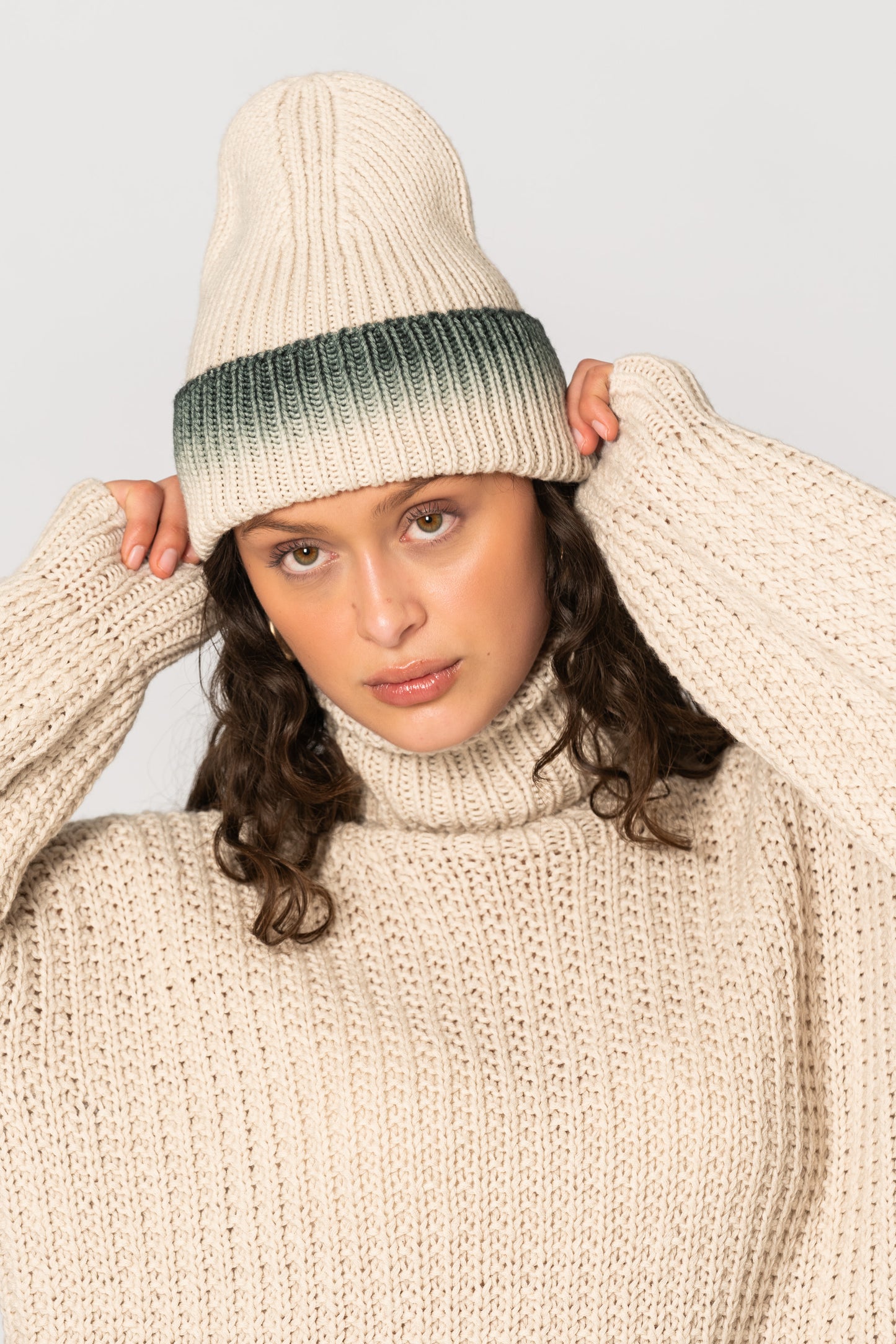 MERINO Handknit Fade Hat - Peacock Green