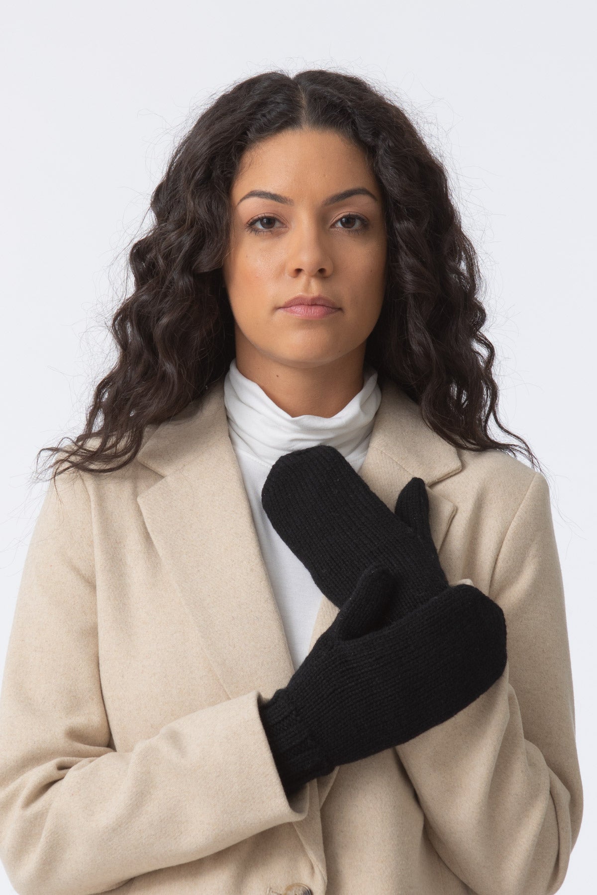 Sentro Mittens MERINO Handknit Mittens - Black – DINADI