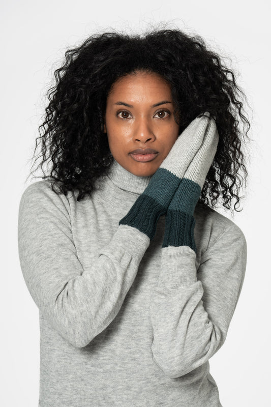 MERINO Handknit Mittens - Peacock Blocked