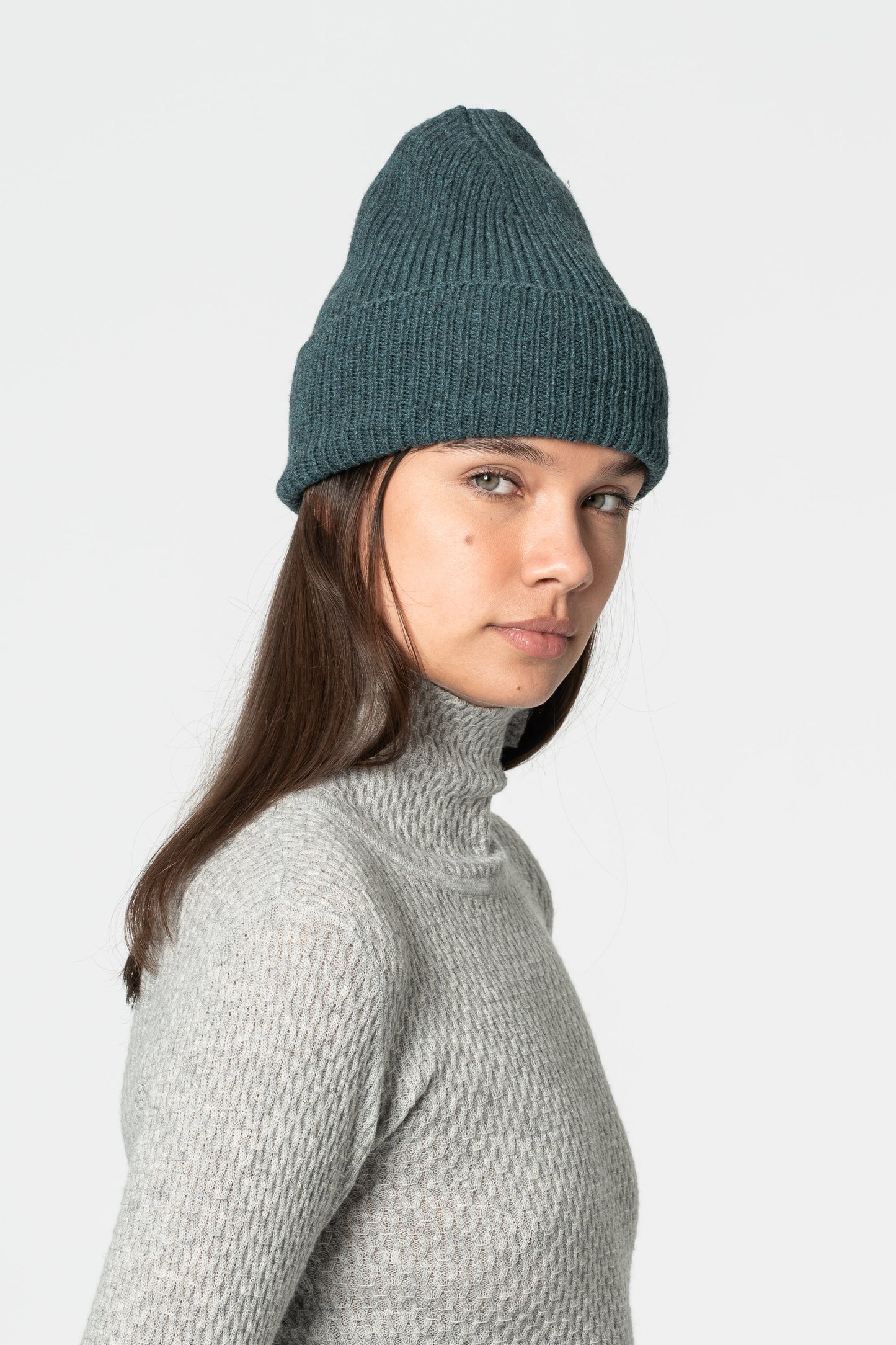 MERINO Handknit Rib Hat - Dragonfly Green