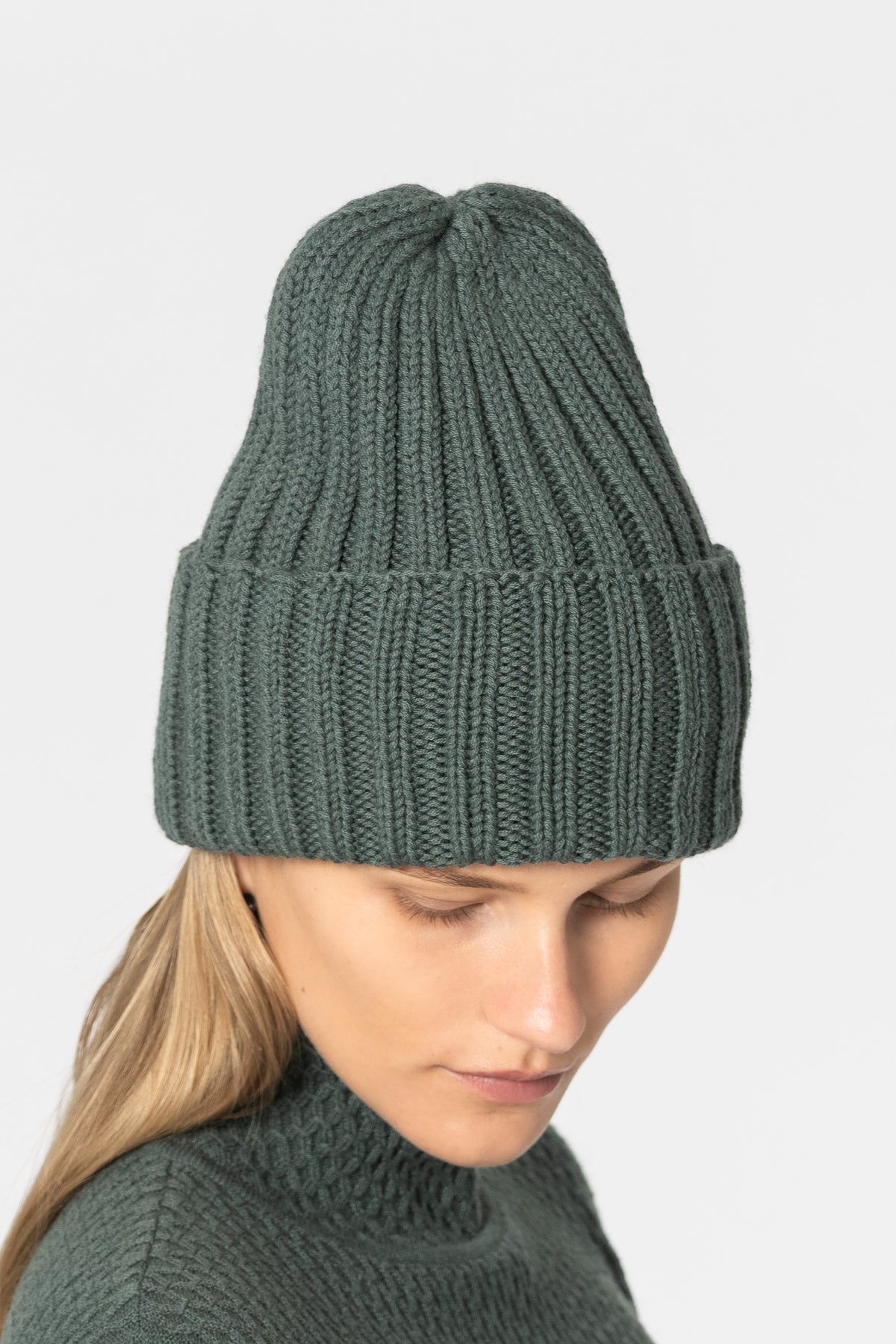 MERINO Handknit Thick Rib Hat - Sage Green