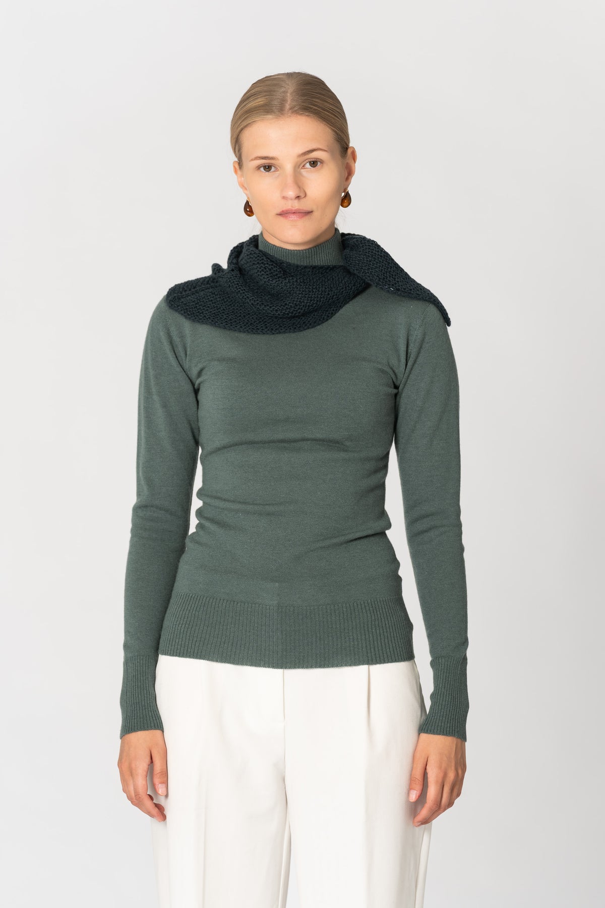 MERINO Handknit Triangle Scarf - Peacock Green