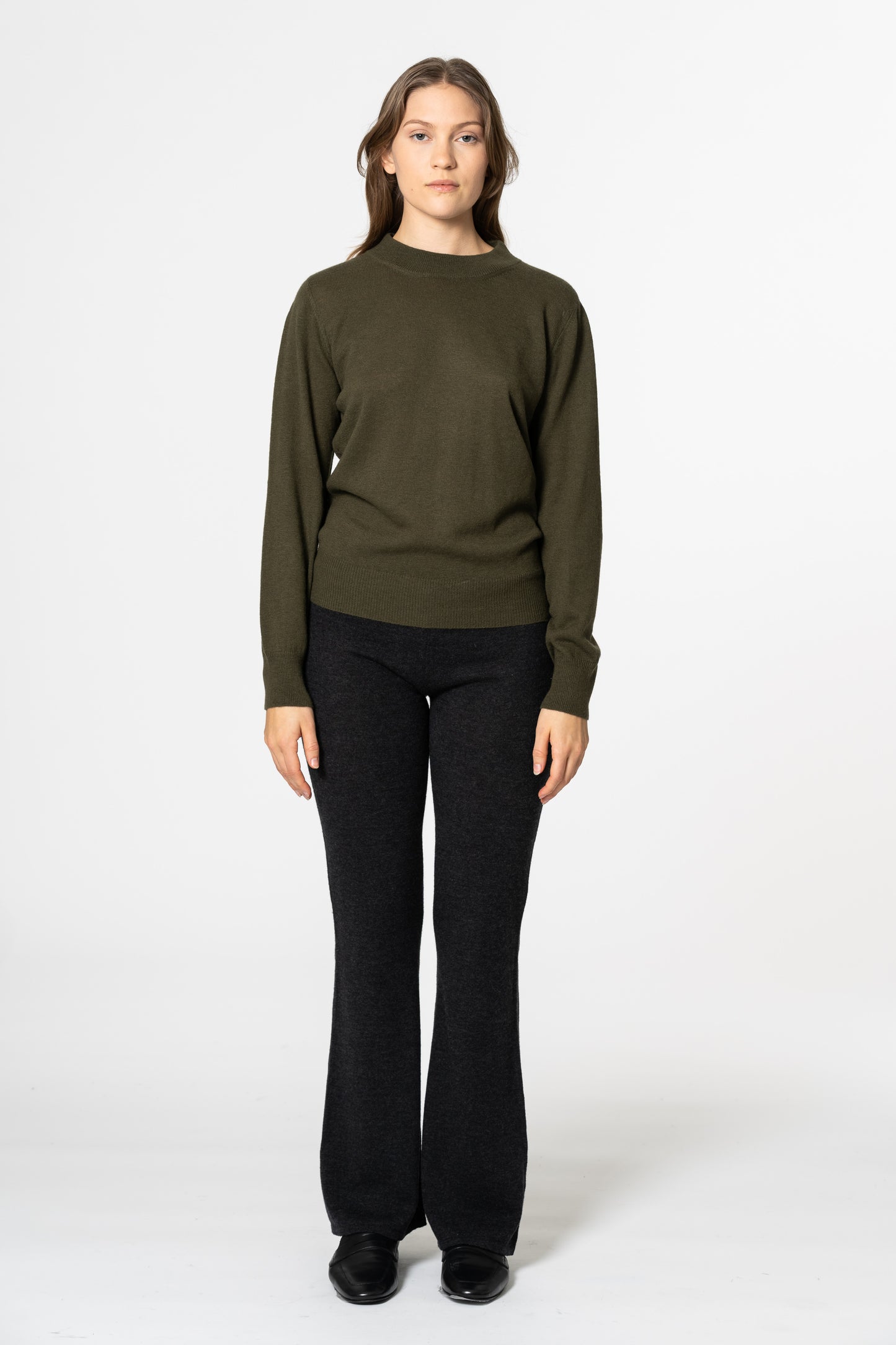 MERINO O-Neck Sweater - Olive Green