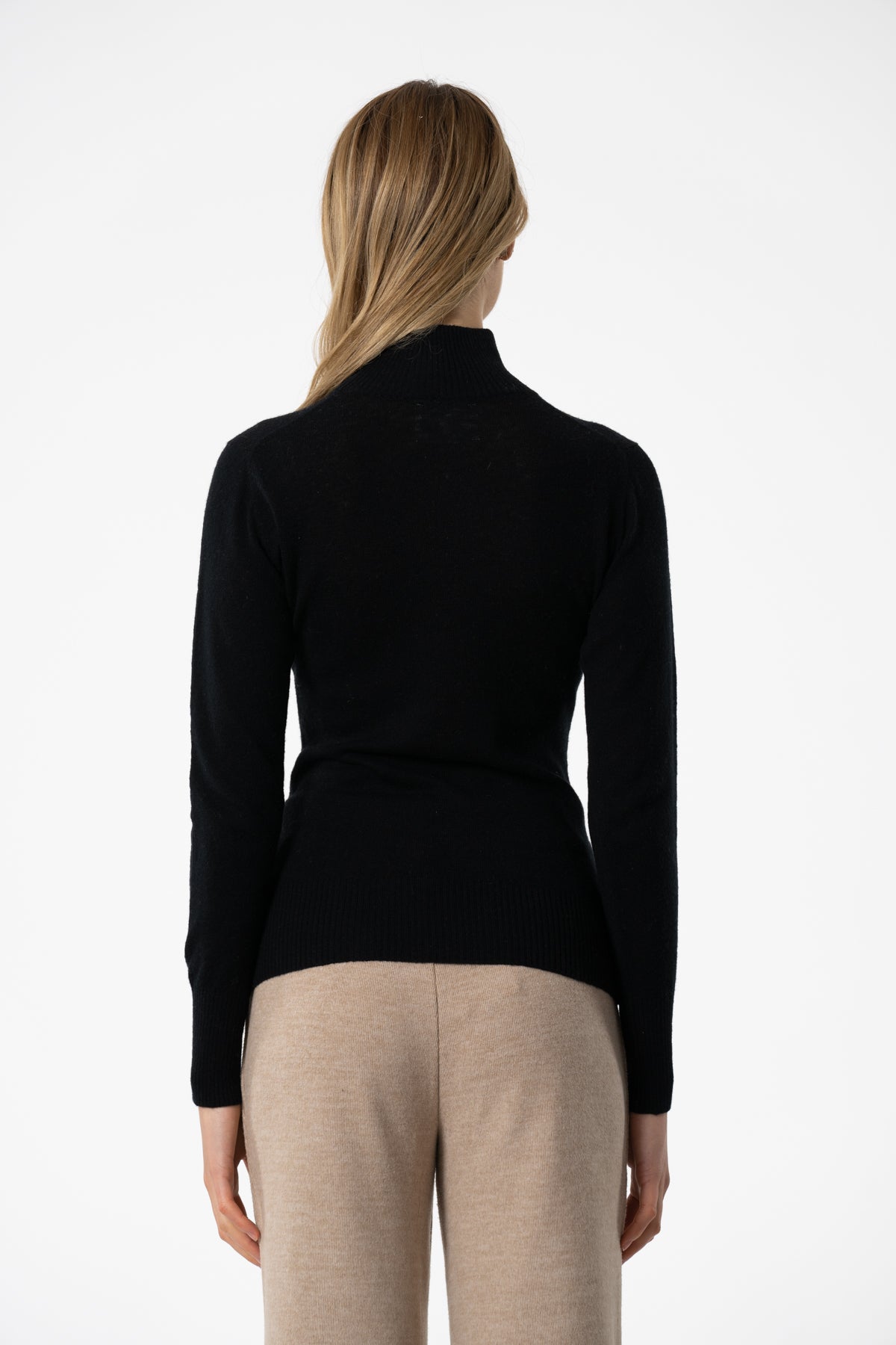 MERINO Turtleneck - Black