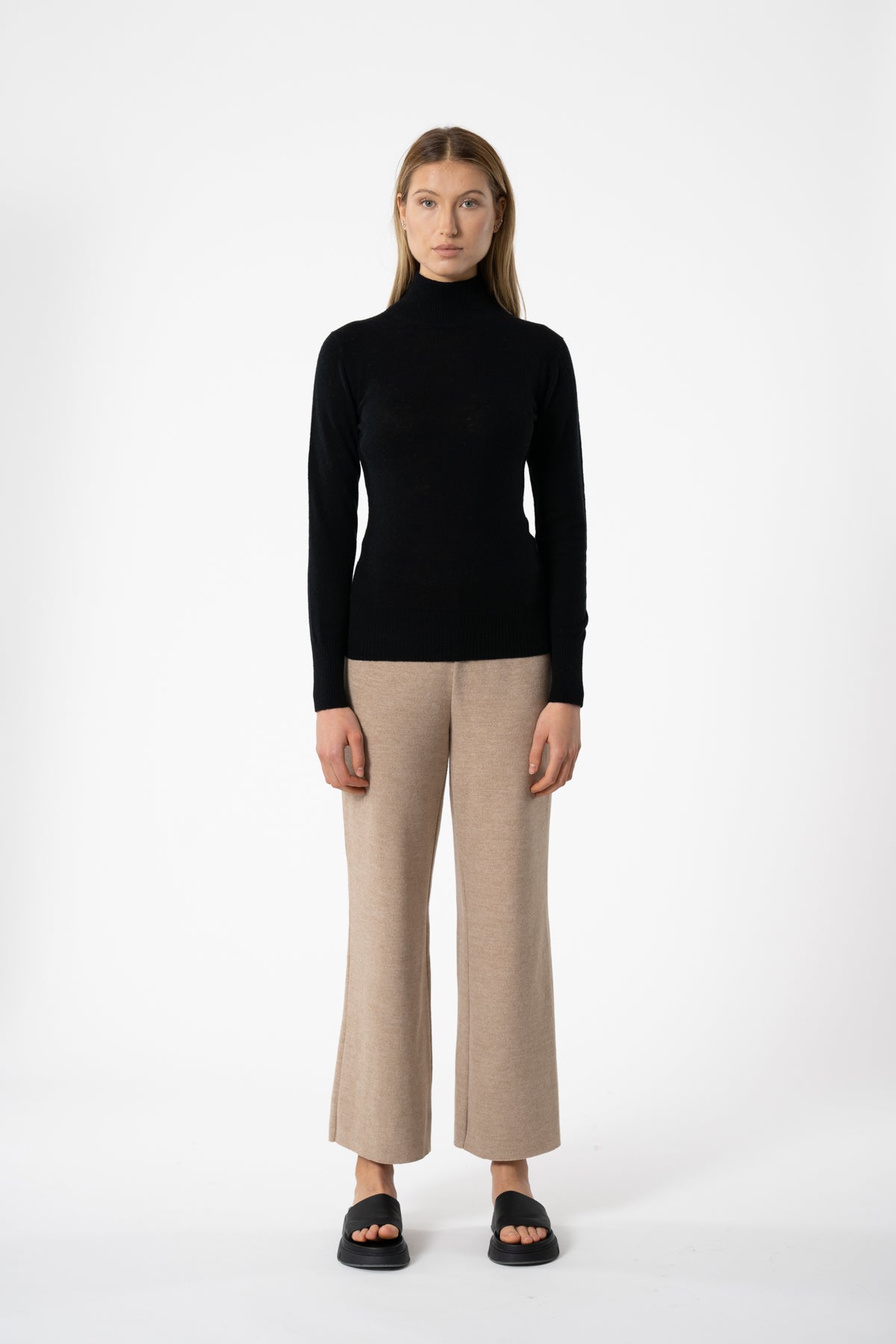 MERINO Turtleneck - Black