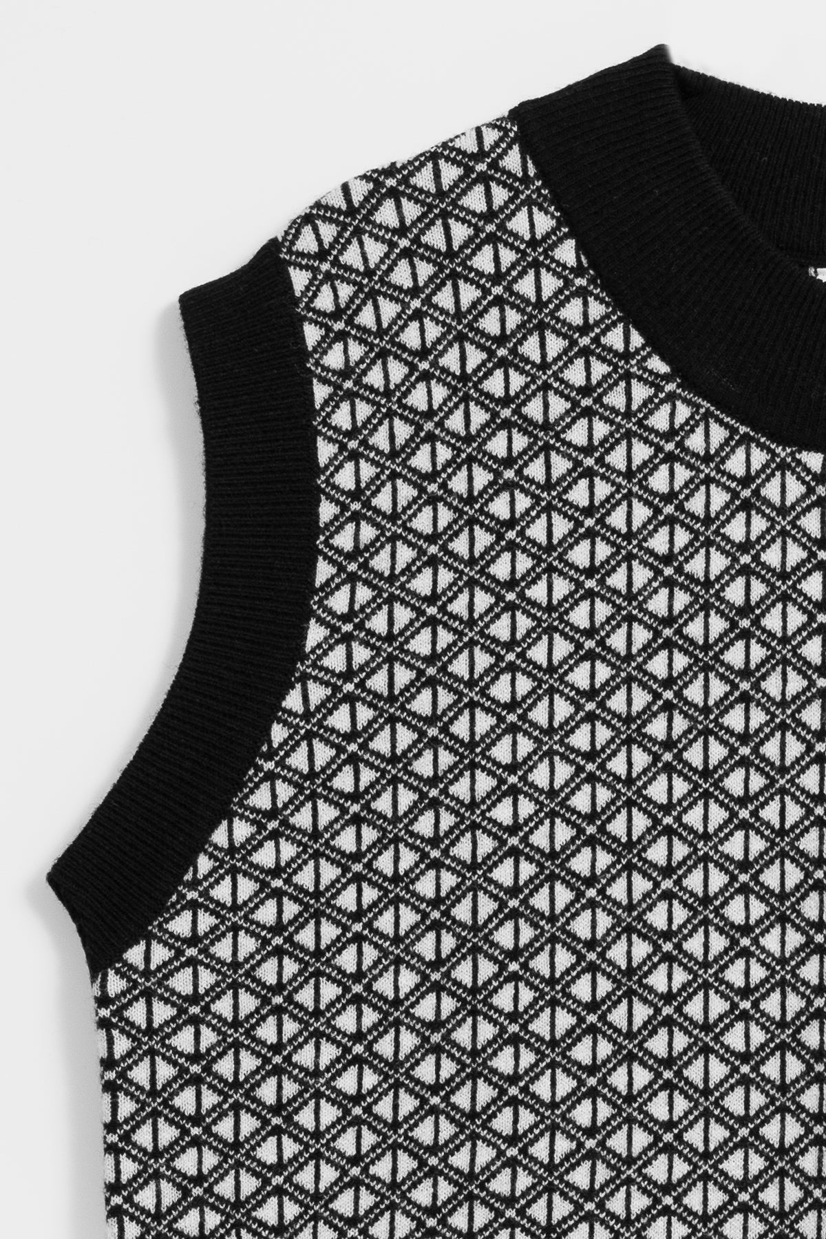 MERINO Dhaka Vest - Black