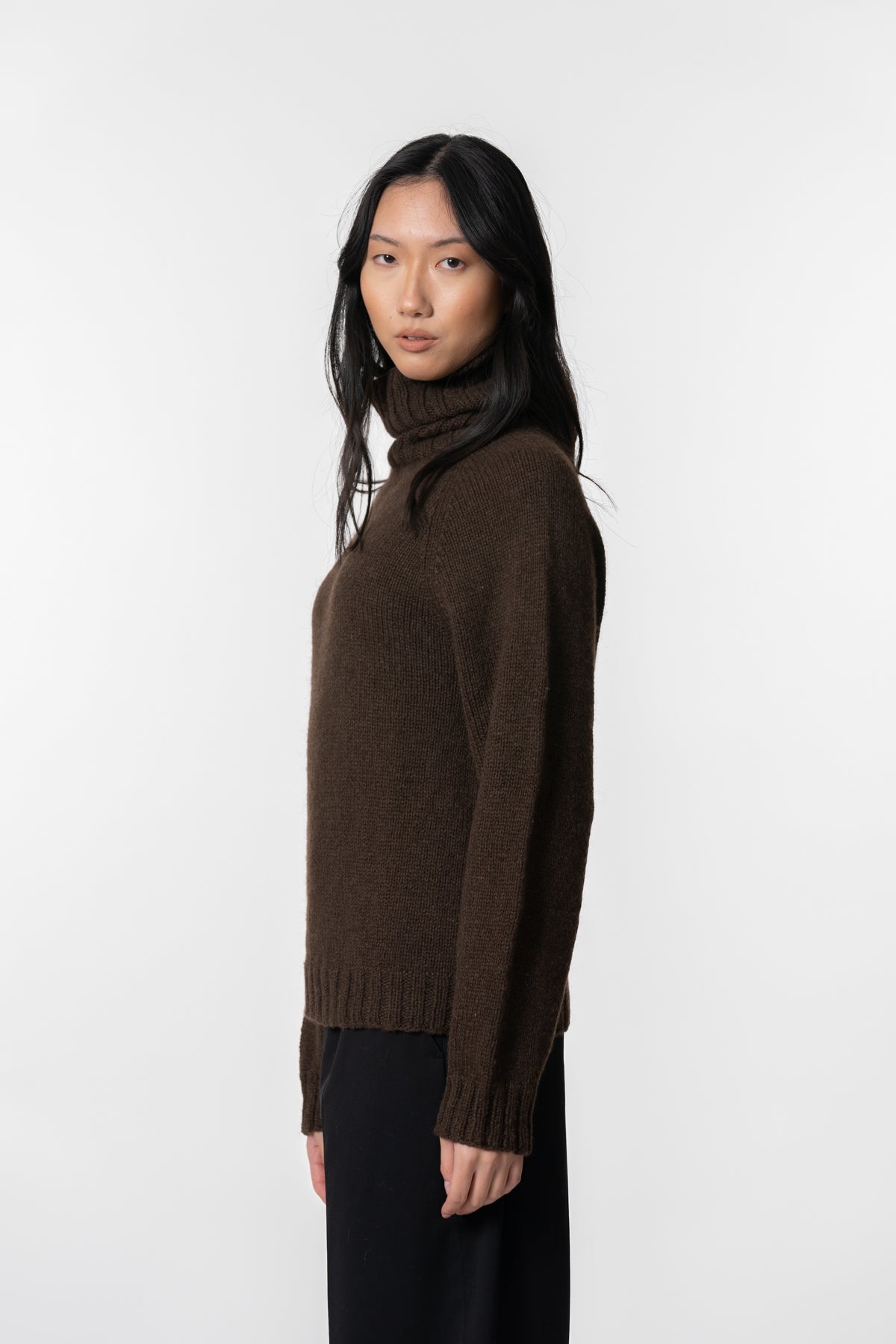 YAK Handknit Turtleneck - Dark Brown