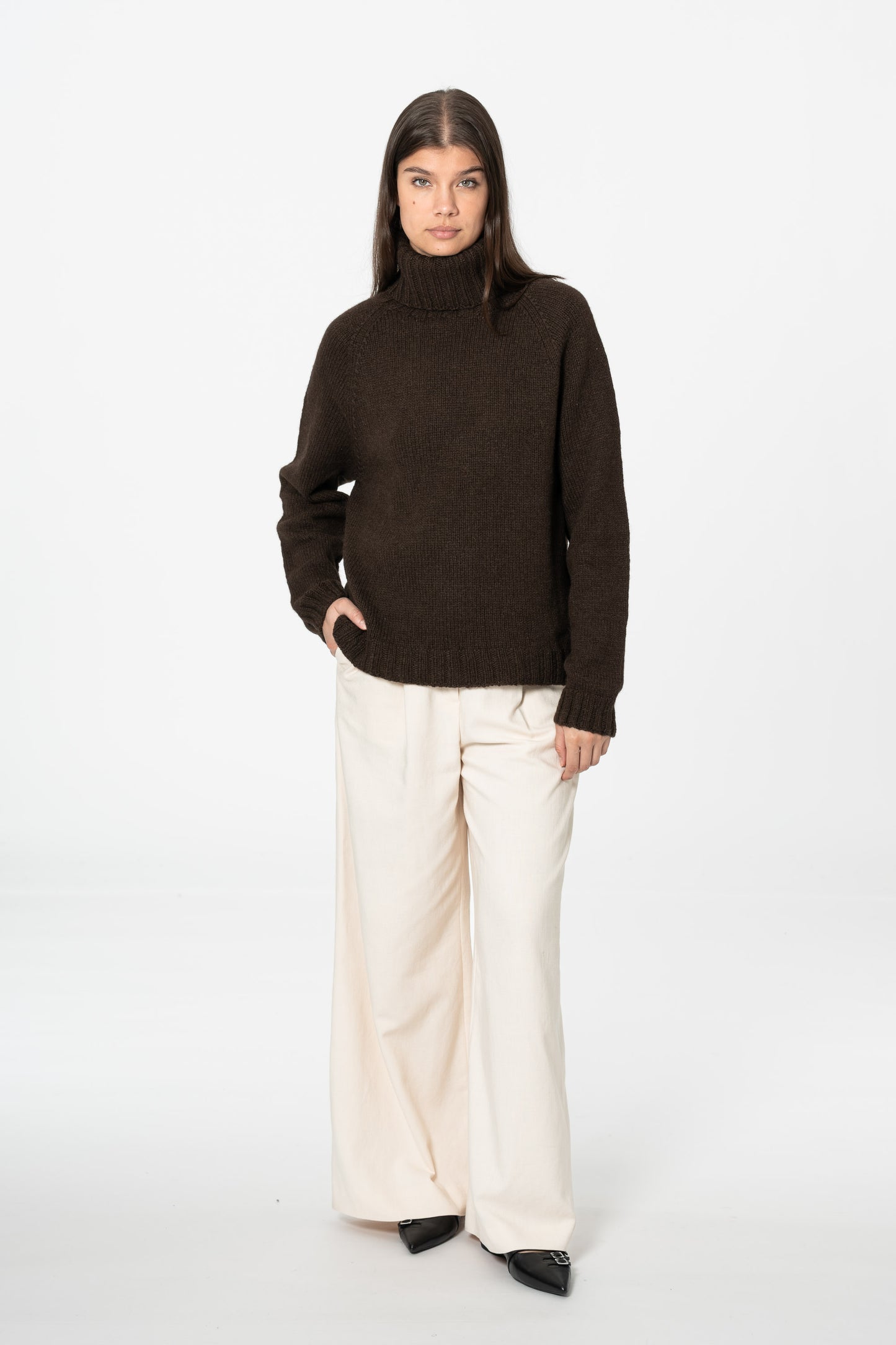 YAK Handknit Turtleneck - Dark Brown