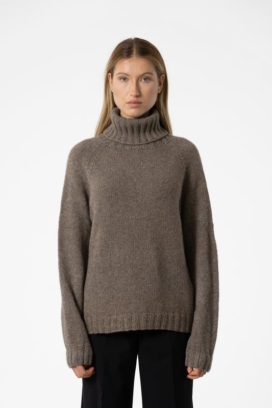 YAK Handknit Turtleneck - Oat Brown