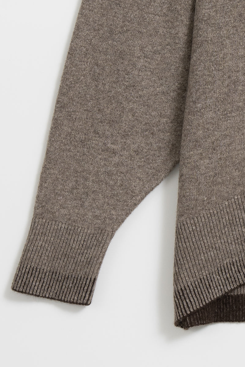 YAK Roundneck Sweater - Oat Brown